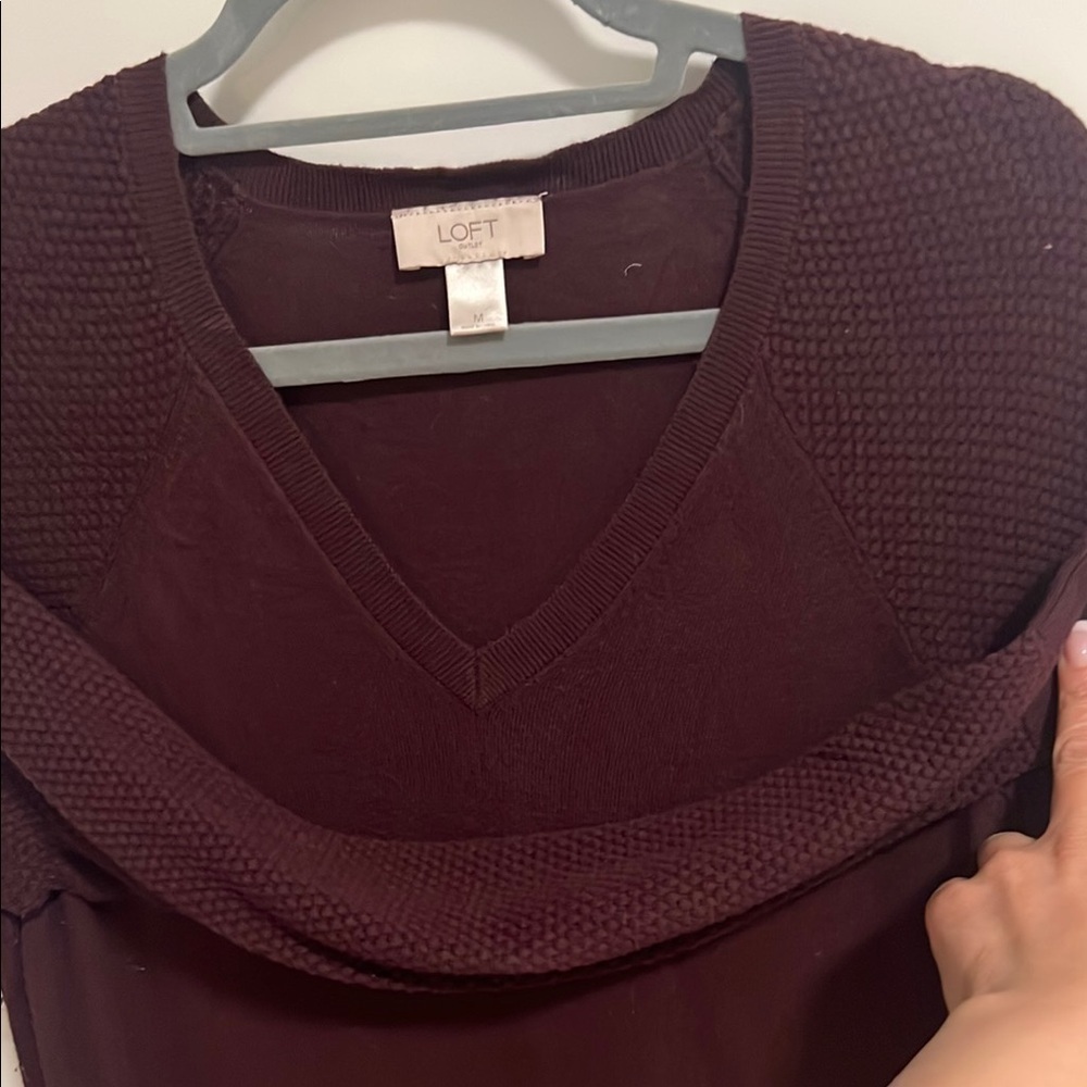 Loft - Women’s Burgundy V-Neck Sweater - Medium - Picture 4 of 7